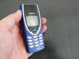 Всегда скучал по этим: 
1. Nokia 6310
2. Ericsson t39m
3. Nokia 8850
4. Nokia 8210
5. Siemens SL45
6. Sony Z7