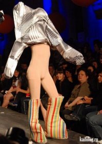 20 самых смешных и нелепых 'уродливых' рождественских свитеров