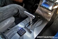 все очень очень круто!!!но эти кнопки управления стеклоподъемниками...мне они кажутся здесь инородными)