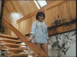 Ловушка для одинокого мужчины. Фильм времён конца Союза. Актриса - Ирина Шмелёва. Настоящая стерва! :)