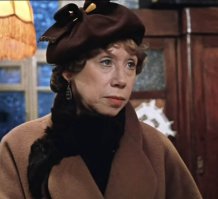 Вот три злыдни писюкатые :