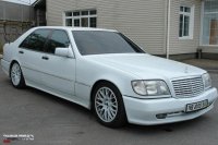 И Инфинити и Лексус сильно хотели быть похожими на W140
