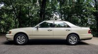 И Инфинити и Лексус сильно хотели быть похожими на W140