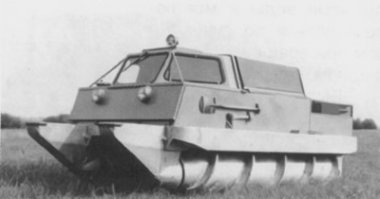 Далеко не все из этого списка фантастика, вот например, шнекороторный вездеход, машина уникальная по ходовым качествам, проберется даже там, где вязнет гусеничная техника. Использовался в геологических экспедициях и в спасательных операциях