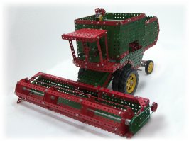 "Лего" никогда не было, больше любил металлические конструкторы. А когда на Новый год подарили чешский конструктор "Merkur", так вообще от радости прыгал - столько разных разностей можно было мастерить. О множестве комбинаций на основе инструкции и без неё говорить и вовсе излишне:)