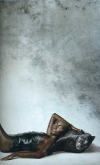 Присутствие животного влияет на восприятие женщины.