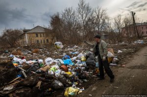 Причем тут курортный рай? У нас в стране не лучше и не курорт тут виноват,а скорее моральный облик! Это воспитание такое!