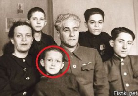 Советские знаменитости с родителями