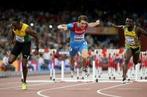 на фото чемпионат мира 2013 года.
Шубенков тогда "олицетворил" не победу, а 3-е место (110 м. с.б.)

а вот 2015 в Пекине он действительно выиграл эту дистанцию