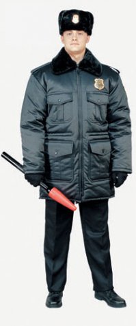 Купил себе за 1,5к куртку на синтепоне в магазине форменной одежды, очень тёплая оказалась.