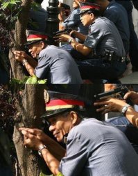 Очень похож на Олега Емцева с Маски-Шоу