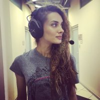 И где вы тут амебоподобных нашли? :)
Впрочем, я не защищаю киберспорт как таковой и не считаю его спортом. Просто это как раз-таки профессия и весьма денежная если обладать...