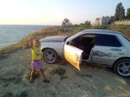 С начала текста бобина закипать начала! Ни до читал! Автор работать не пробывал? Я вот по пробывал и машину купил себе! Правда не дорогую)))