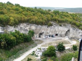 Севастополь.
Тут не дом, тут помасштабнее будет.