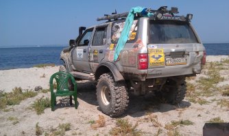 В 2013 году там был, в рамках экспедиции "Три моря или путешествие туда и обратно". 

Вот тут "сага в 14 частях": :)