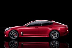 Похож на Porsche Panamera