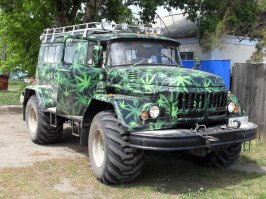 Самые удивительные машины великой советской марки ЗиЛ