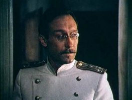 Для тупых минусаторов оставлю здесь для того, чтобы хоть картинки сравнили двух разных фильмов, если ума своего не хватает для познания оного.