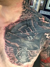 Что это за инопланетный объект, на голове инопланетянина?