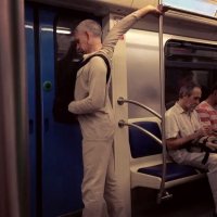 Он прилетел...