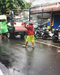 Только я один,прочел сверху "ХО-ХО-ХО"?)))