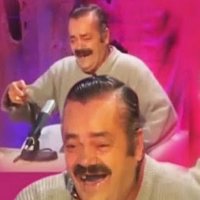 на заднем плане?