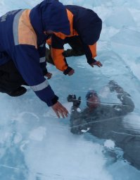 ЛЕДОВОЕ ОЖЕРЕЛЬЕ БАЙКАЛА 2012