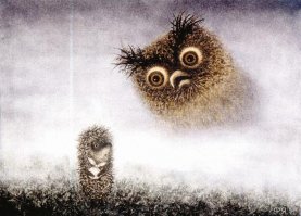 «Ёжик в тумане» — советский мультипликационный фильм Юрия Норштейна. Выпущен студией «Союзмультфильм» в 1975 году. Фильм получил более 35 международных и всесоюзных премий.
В 1976 году мультфильм получил первые призы на Всесоюзном фестивале мультипликационных фильмов во Фрунзе и на Фестивале фильмов для детей и юношества в Тегеране. В 2003 году «Ёжик в тумане» был признан лучшим мультфильмом всех времён по результатам опроса 140 кинокритиков и мультипликаторов разных стран. (c) Википедия