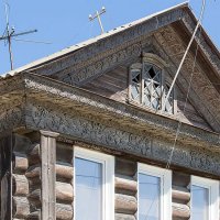 На Руси деревянное зодчество испокон веку было.