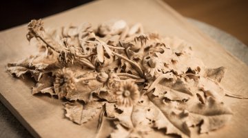 А вот примеры резьбы в технике "татьянка". ))