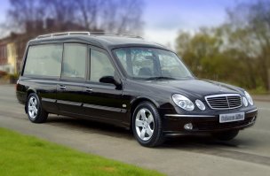 Чем-то катафалк напомнил.