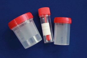 анекдот в тему
Захожу в аптеку... . Спрашиваю : — У вас есть баночки для анализов? — А вам для кала или мочи? — А что есть разница? — Для кала с ложечкой... . . (тут голос сзади... . ) — А для мочи, что с трубочкой? ))))