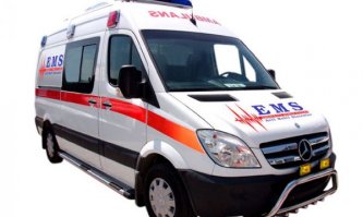 там власти хотели или хотят разрешить машинам скорой помощи таранить блокирующие автомобили , вот такая штука пригодится,да и полицаем кенгурятник не повредил бы как у пиндосов, всяких шмар багдасоряновских таранить без последствий