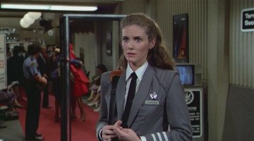 В "Аэроплане" был сканер, который раздевал только женщин...  :)