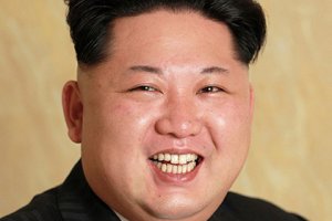 вот у кого самый большой гарем в мире,он же может каждый день "свежачог" заказывать))