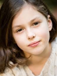 Вот еще звездочка растет -  Элойс Уэбб.