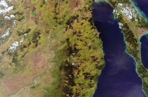 Это точно Балтика?
Поправьте если не прав, но это не Татарский пролив между Сахалином и Хабаровским краем? Просто река крупная, на Балтике не помню таких и больше похоже на Амур.