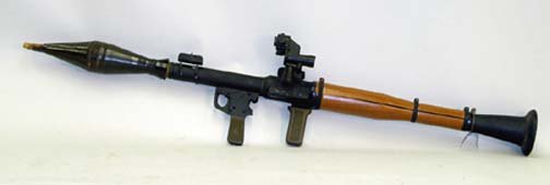 вот нормальная однозарядная петарда.