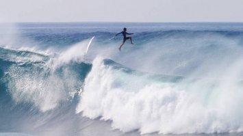 бегущий по волнам