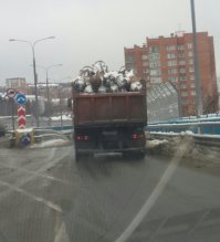 На Перспективную гад рвется...Во вторчермет...