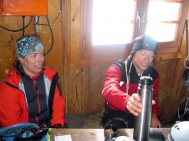 Автор, нам ведь интересно, как она внутри выглядит....