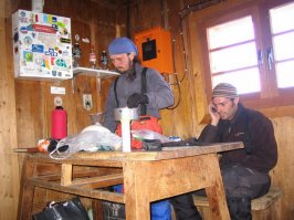 Автор, нам ведь интересно, как она внутри выглядит....