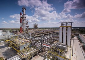 Сливать дерьмо в море разве это эстетика. Вот где сила.