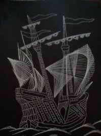 С хлебом, конечно, зря. С детства учили, что хлеб беречь надо. Изонить, само по себе красивое исскуство. Но наверно, в меньших размерах.
Вот моя работа, пока в больнице лежала, нервы себе успокаивала. :)