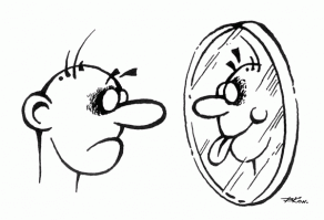 А Вы видите свое отражение в зеркале? Смешной розыгрыш в женском туалете 