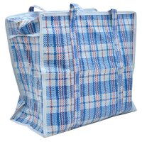 Та же история была, но жена говорит, что все пригодилось. Только заставили вытащить из пакетов, типа грязные.