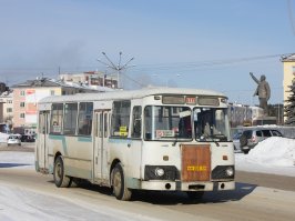 Я уже писал, что не один Арзамас. Например Зеленогорск (Красноярск-45), тоже пока ездят 677-е хоть и всё меньше. Одно фото для порядка добавлю, а так кто сомневается наберите Зеленогорск Лиаз 677 в яндексе.