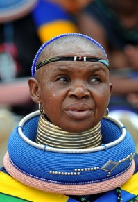 Племя Ндебеле (Ndebele), проживающее в Зимбабве.