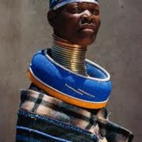 Племя Ндебеле (Ndebele), проживающее в Зимбабве.