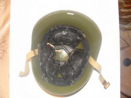 бляха-муха, вот мне уже ясно шо румыны хуже цыганей. усе тырят. там про гранаты был пост, там у французов стырили.
тут про каски, так у нидерландов. осталось только про мины и винтовки. у них кроме своего "тракторца" RSO хоть шот свое есть?